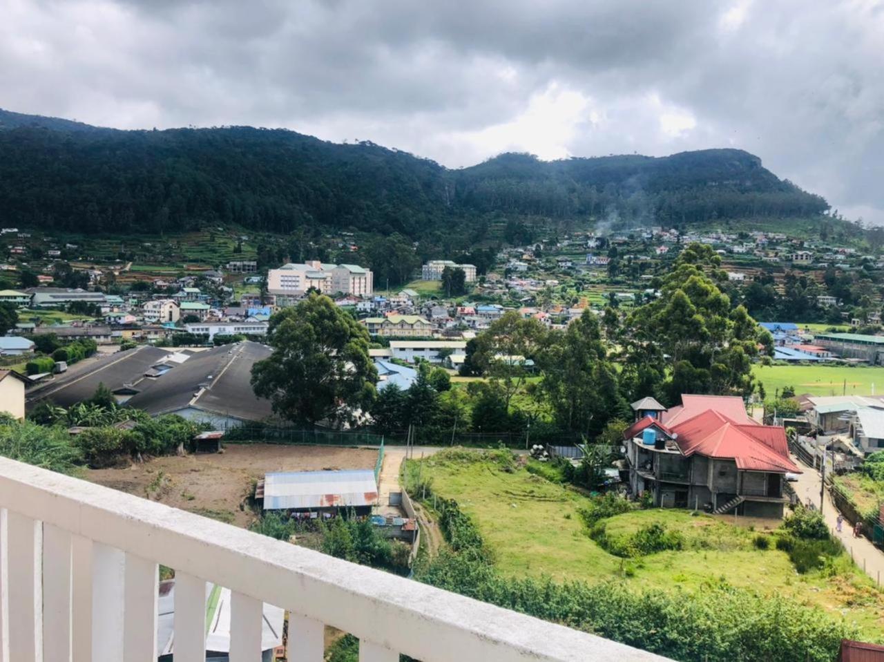 Hikers Inn Nuwara Eliya Dış mekan fotoğraf